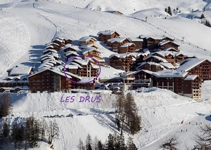 Cosy 4 Pers Avec Grande Terrasse Au Pied Des Pistes - Fr-1-455-26 *